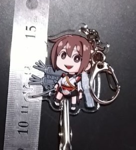 SD写真を意識して目を見開いている伊勢改二 アクリルキーホルダー