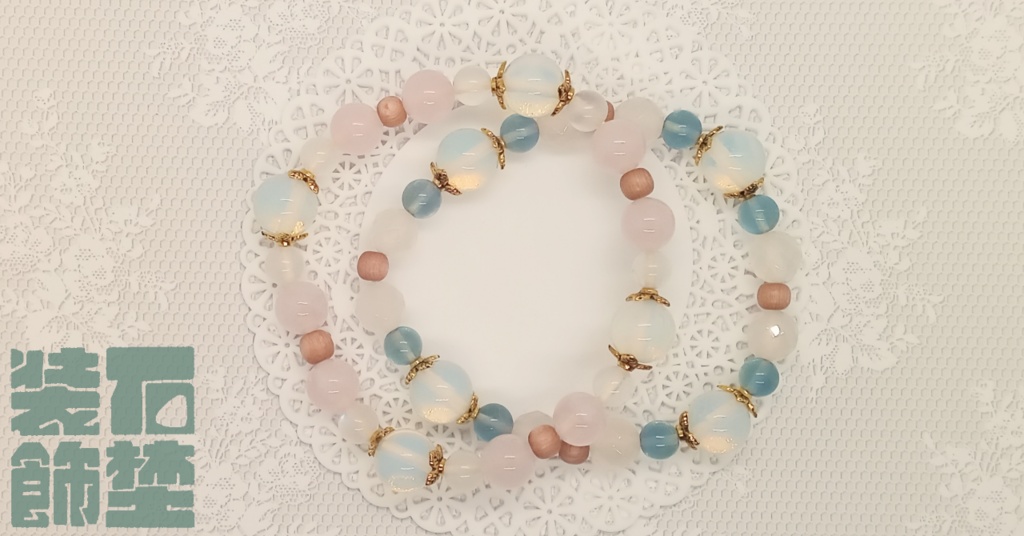 パステルカラーのブレスレット
