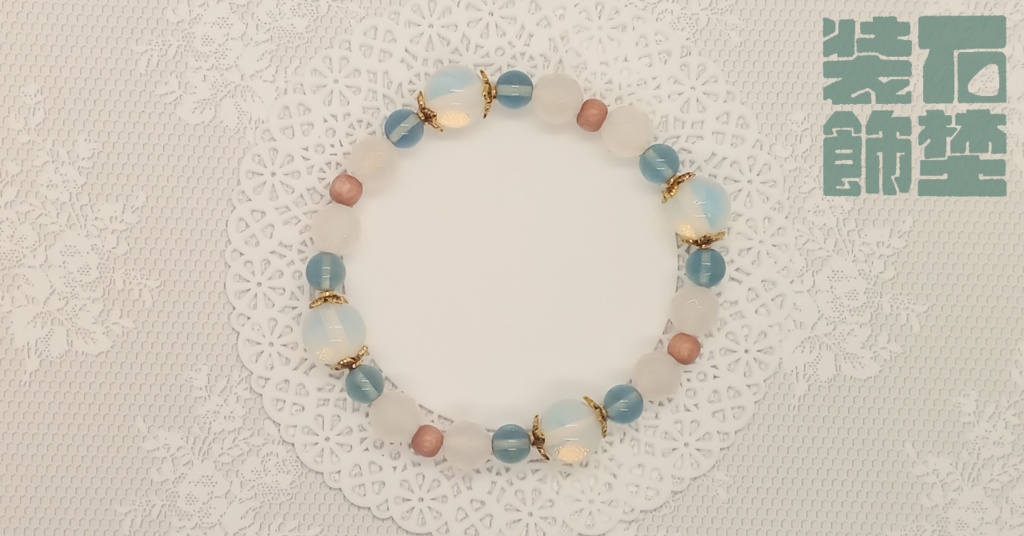 パステルカラーのブレスレット