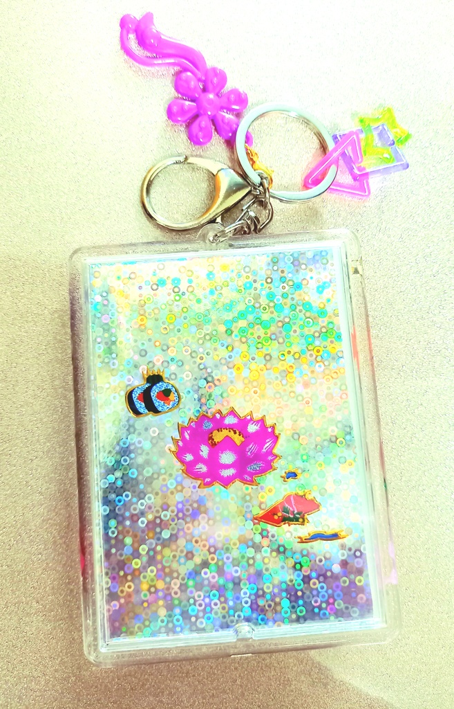 【マンキン】硬質 トレカケース デコ キーホルダー【竜】