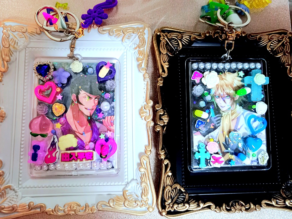 【マンキン】硬質 トレカケース デコ キーホルダー【ファウストⅧ】