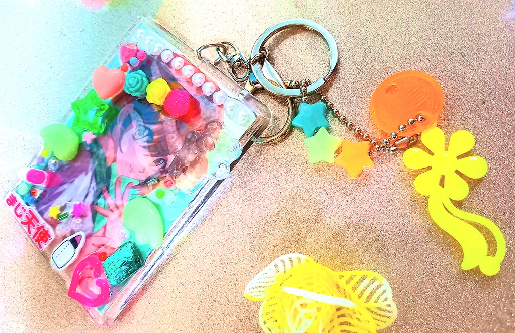 【からサー】硬質 トレカケース デコ キーホルダー【勝くん】