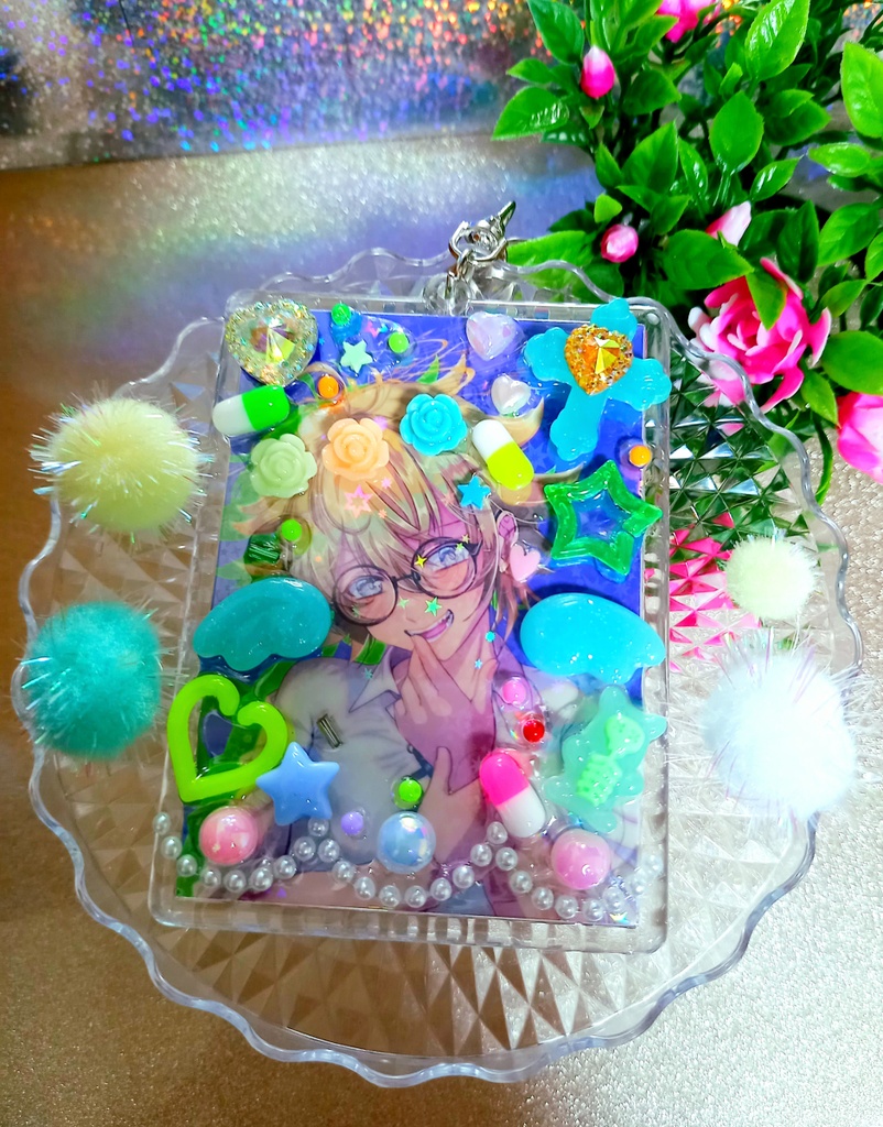 【マンキン】硬質 トレカケース デコ キーホルダー【ファウスト少年 天使】