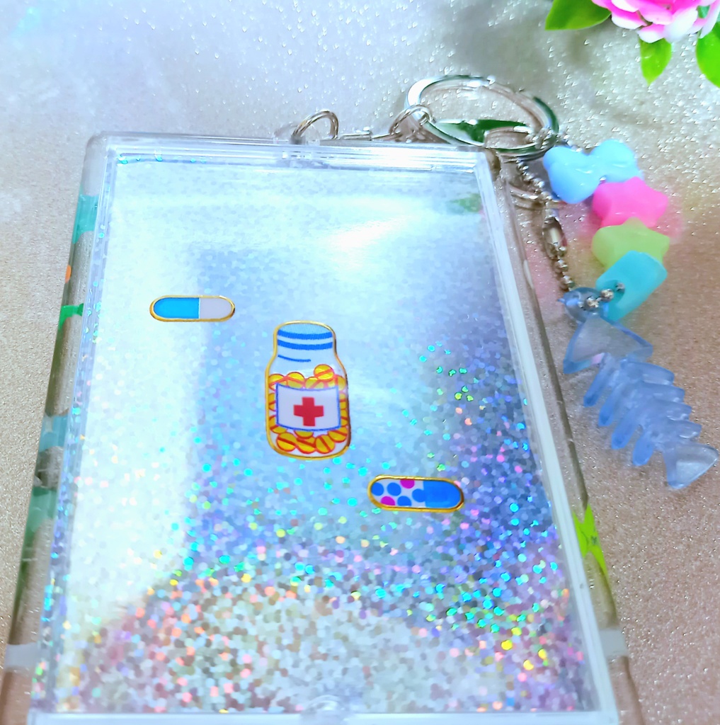 【マンキン】硬質 トレカケース デコ キーホルダー【ファウスト少年 天使】