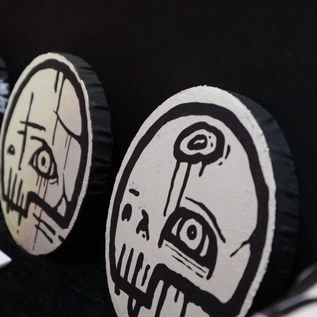 キョウグ 《Negative skulls》