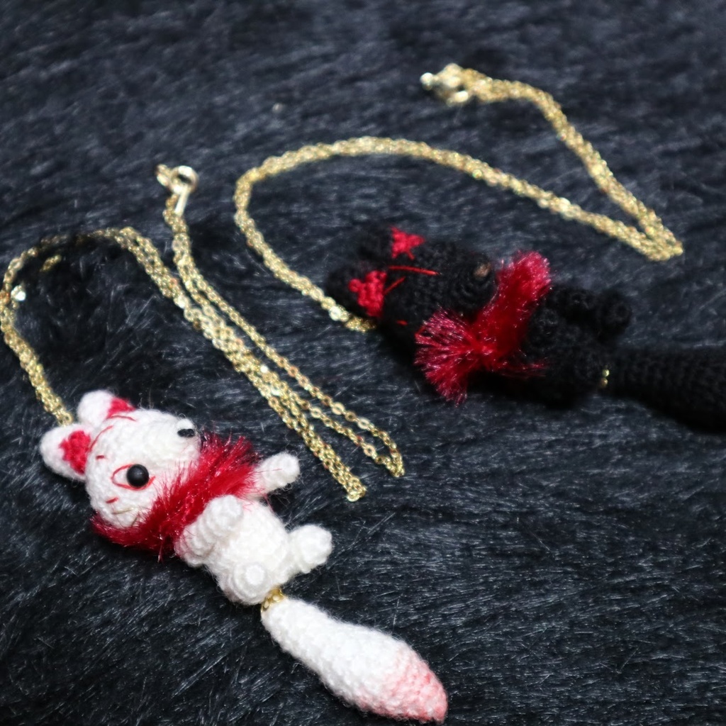 amibozu 狐のストラップ&ペンダント