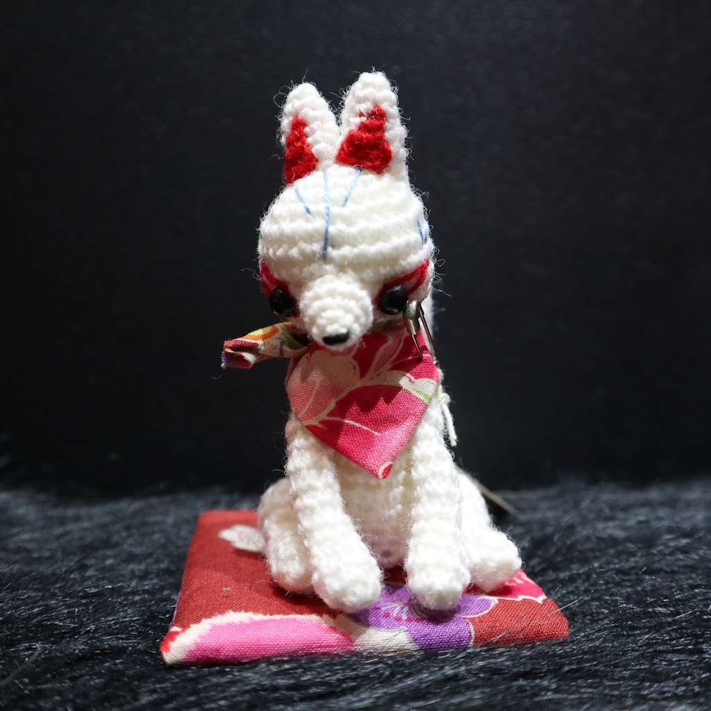 amibozu 鎮座きつね