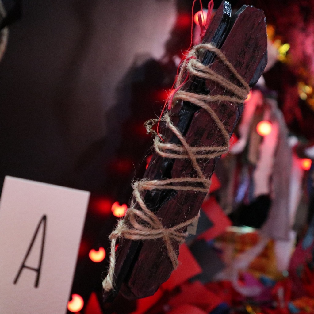 《ロロルい木簡・絵馬・卒塔婆》など / 鬼気