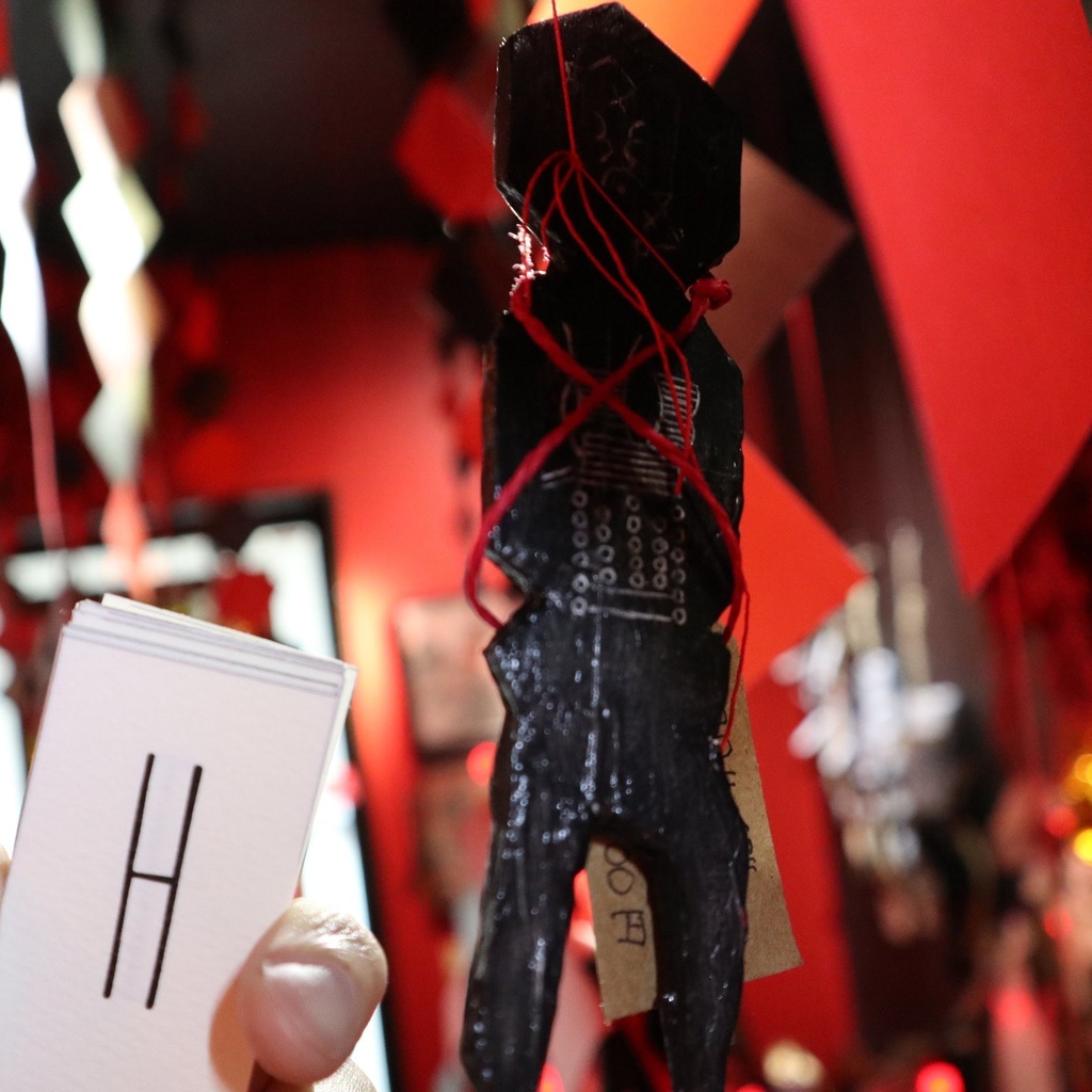 《ロロルい木簡・絵馬・卒塔婆》など / 鬼気