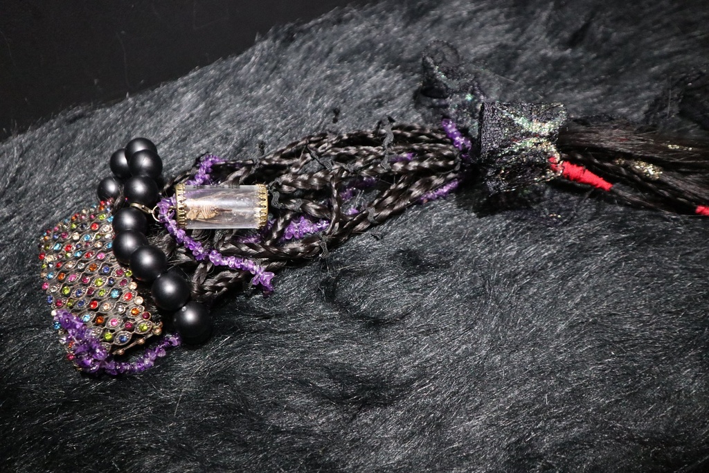 《薔薇十字式辟邪呪髪「麻賀礼(まかれ)」》 小林義和