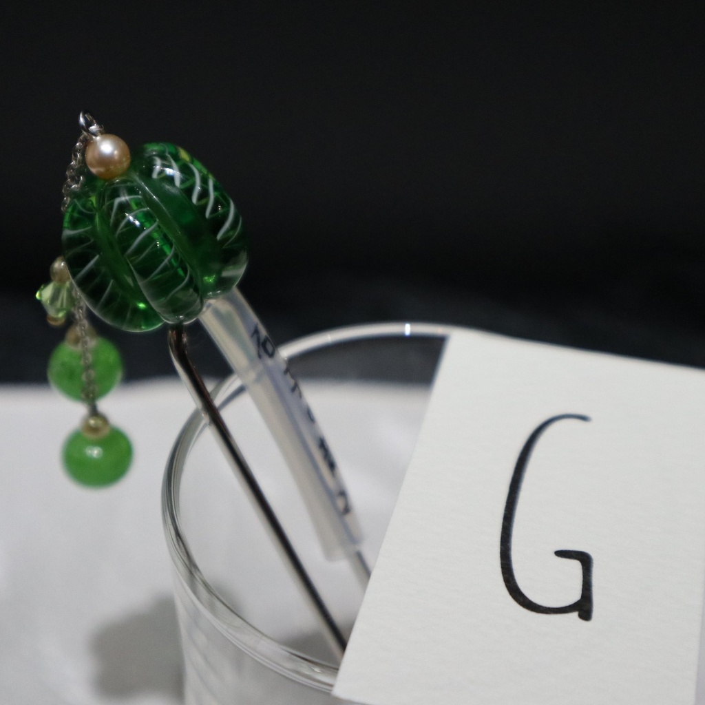 ガラスアクセサリー各種 / 硝子の龍