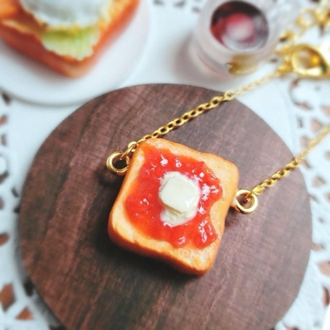 いちごジャムバタートーストポシェット