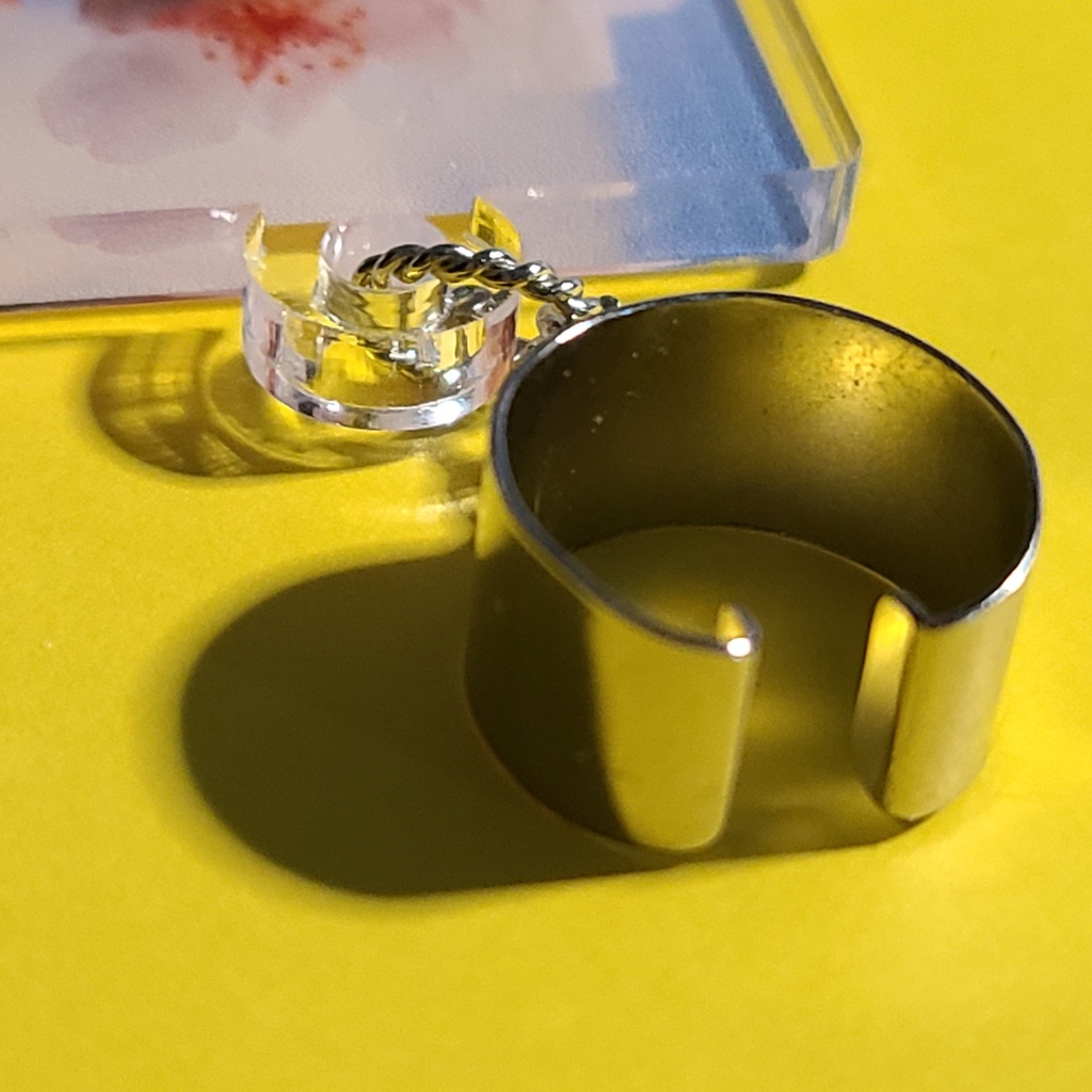 アクリルピアス 桜