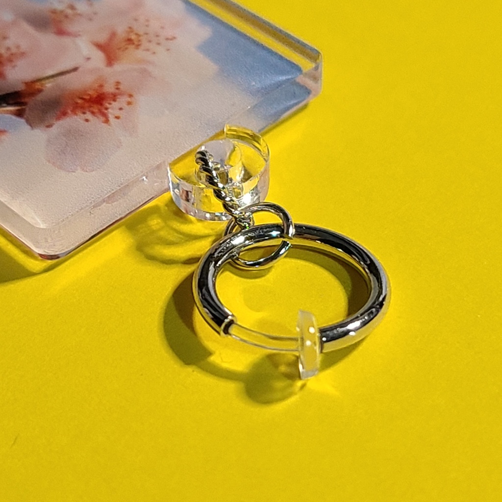 アクリルピアス 紅葉