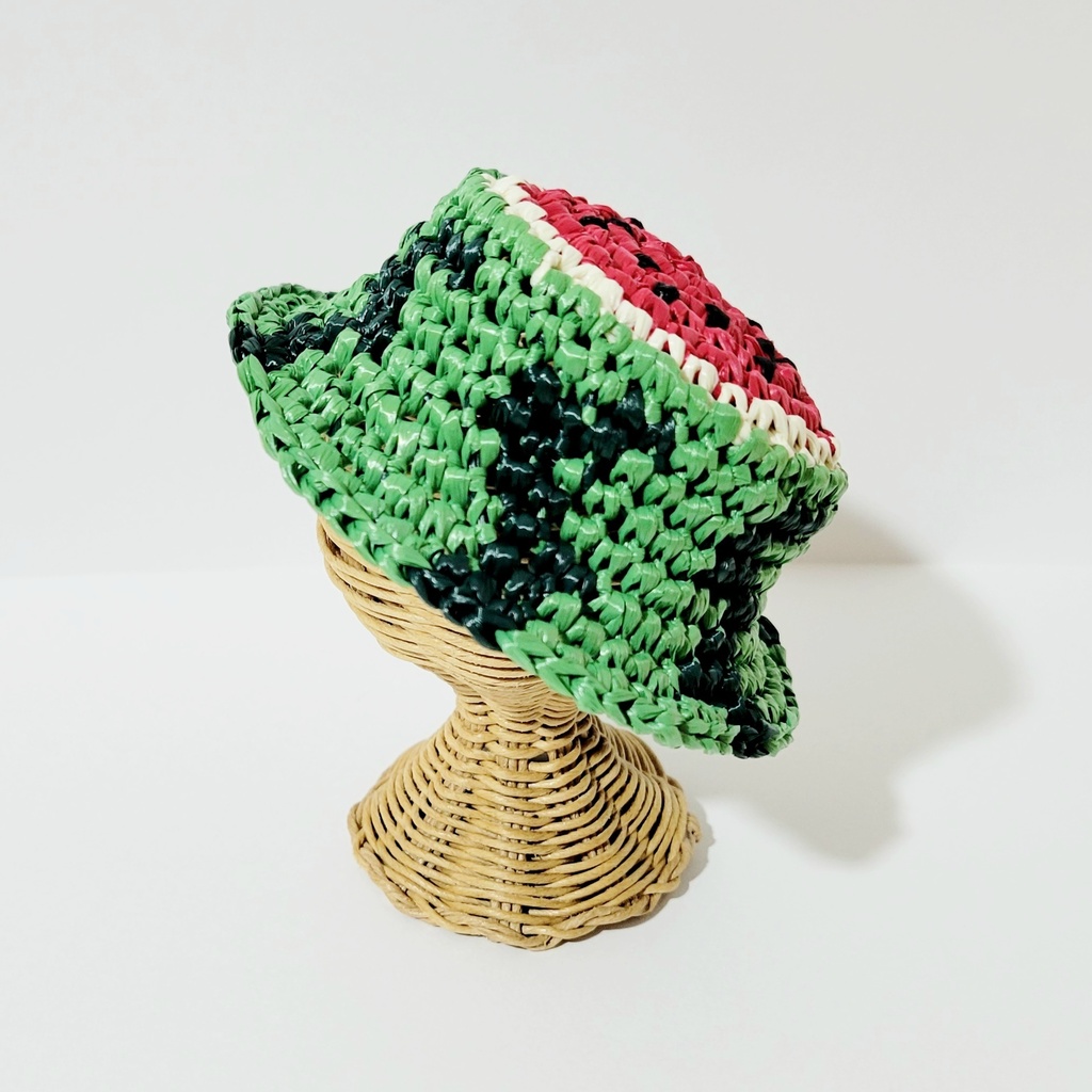 スイカ🍉麦わら帽子