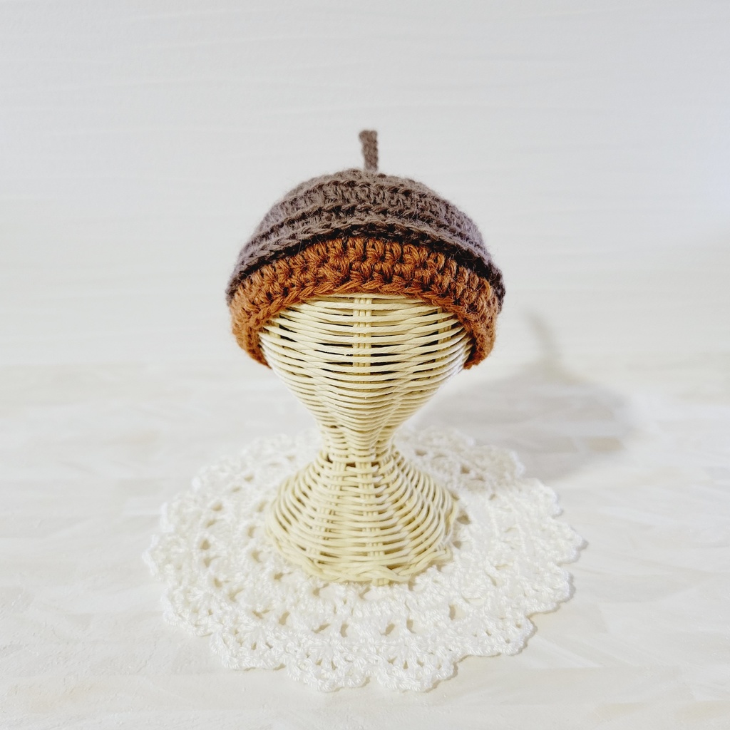 どんぐりの帽子