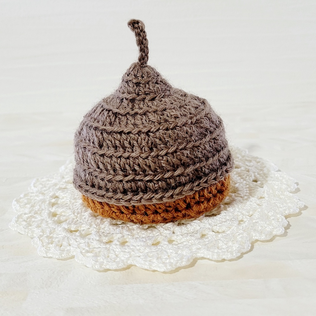 どんぐりの帽子