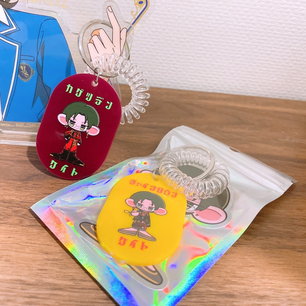 【B品】ロッカーキー風アクキー