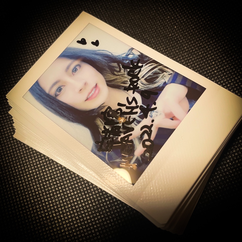 サイン入りチェキセット（2022.4.9@宇都宮HEVEN'S ROCK）