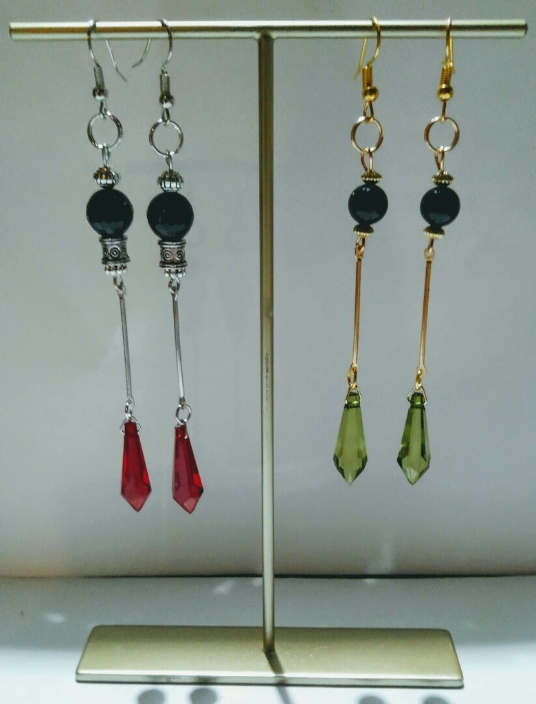 【キングダム】天然石・パワーストーンとドロップビーズのキャラクターイメージピアス(イヤリング)