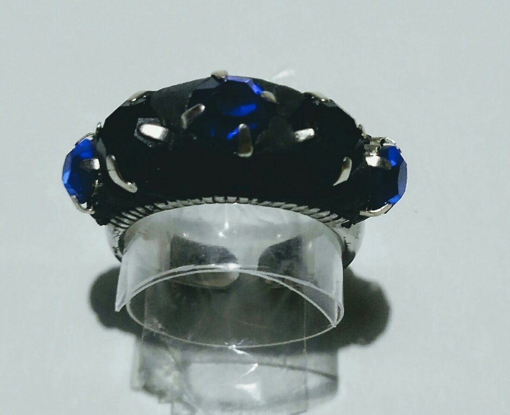 【キングダム】バレンタインチョコレート数Top5キャラクターイメージフリーリング