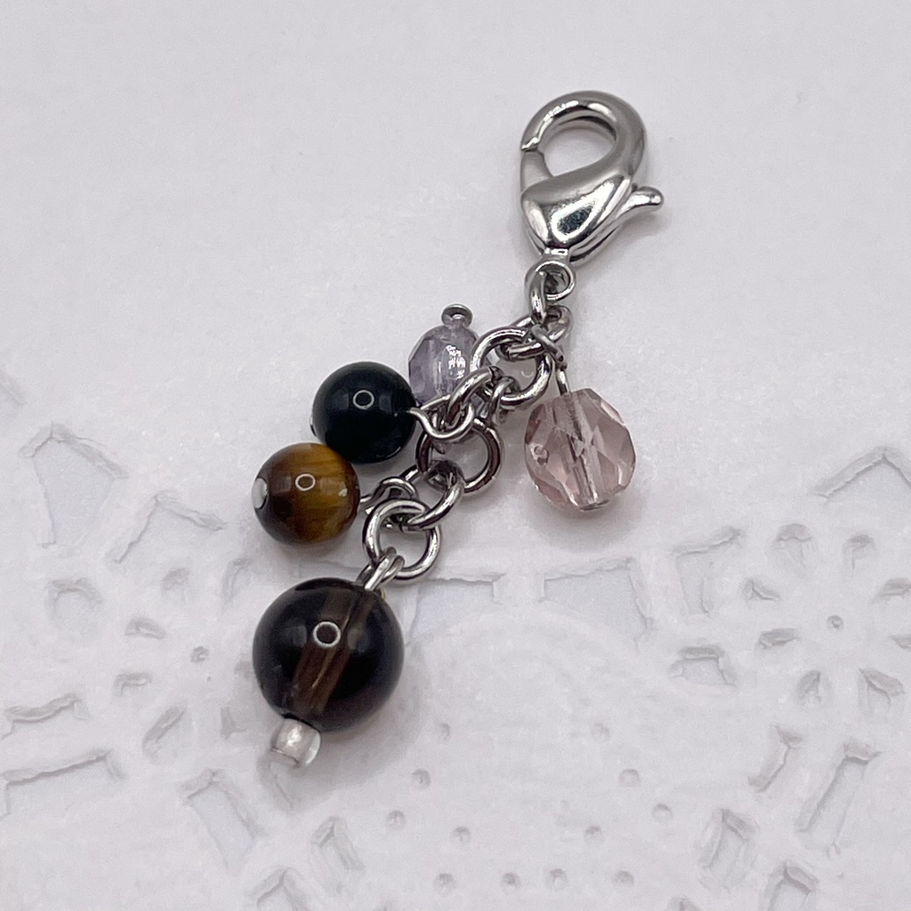 スモーキークォーツ&タイガーアイ&オブシディアン(黒曜石)の天然石チャーム(ペンダントトップ/片耳ピアス)|k-043