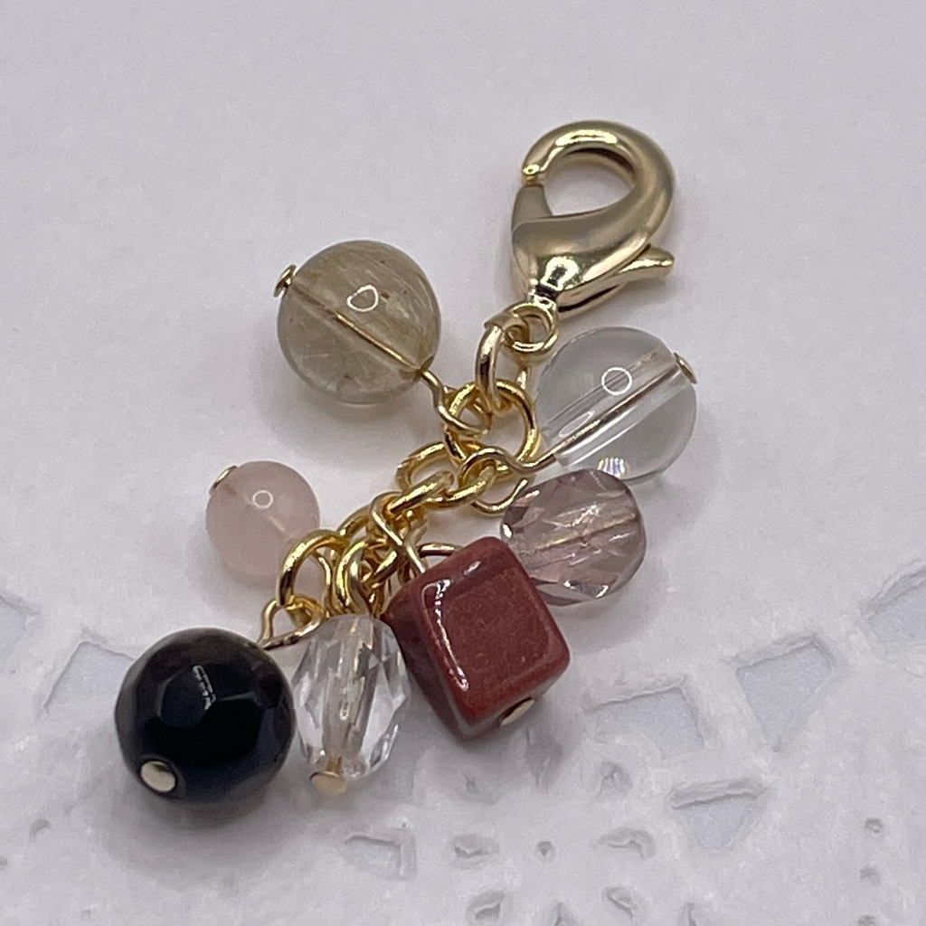 Lucky Charm|【受注制作】タイガーアイ&ルチルクォーツ&ローズクォーツの天然石チャーム(ペンダントトップ/片耳ピアス)|k-041