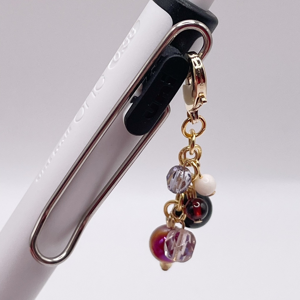 Lucky Charm|オニキス&カーネリアン&ガーネットの天然石チャーム(ペンダントトップ/片耳ピアス)|k-042