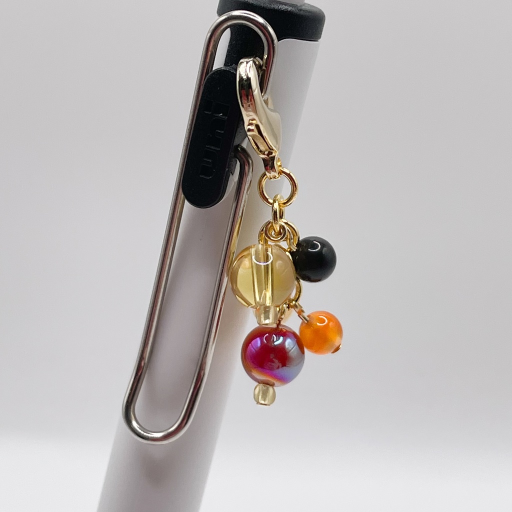 Lucky Charm【受注制作】カーネリアン&シトリン&オブシディアン(黒曜石)の天然石チャーム(ペンダントトップ/片耳ピアス)|g-004