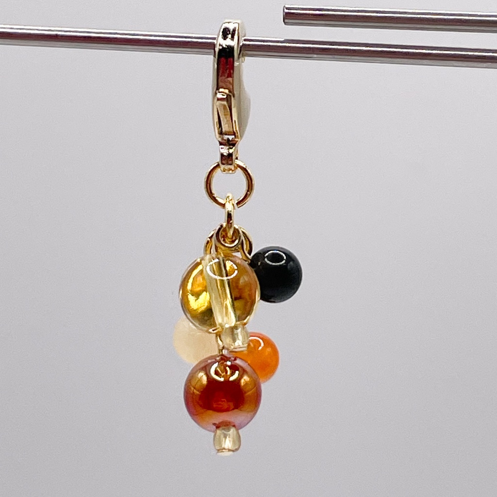 Lucky Charm【受注制作】カーネリアン&シトリン&オブシディアン(黒曜石)の天然石チャーム(ペンダントトップ/片耳ピアス)|g-004
