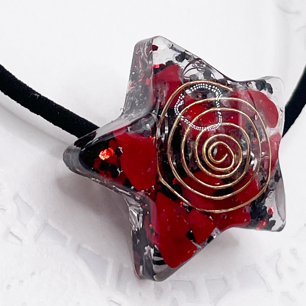 概念アクセ|推しカラーにも◎ ぬいアクセにも◎|星のオルゴナイトの天然石ヘアゴム/赤×黒・レッドストーン|or-068