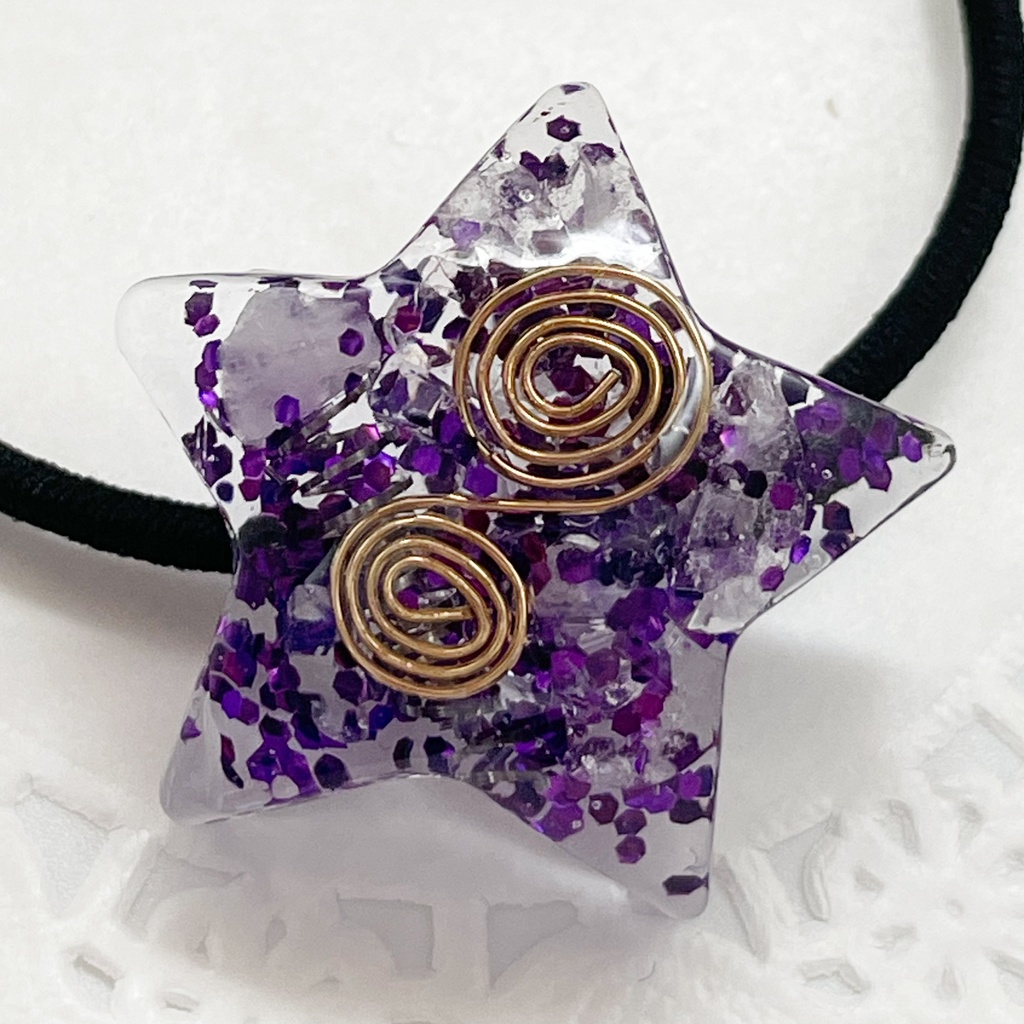 【Sale】概念アクセ｜推しカラーにも◎ ぬいアクセにも◎｜星のオルゴナイトの天然石ヘアゴム/パープル・ローズクォーツ｜or-045