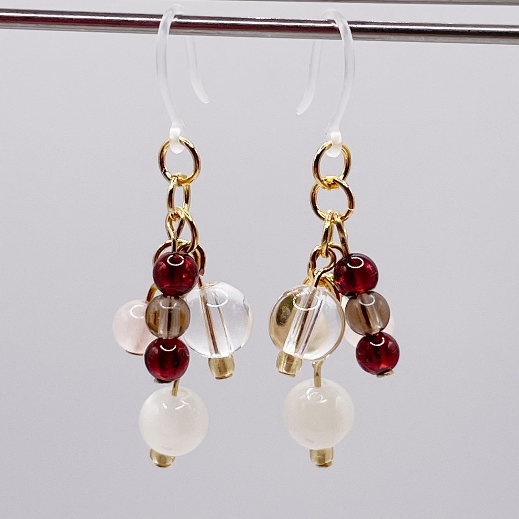 Lucky Charm|Pierce (Earring & Charm Available)ムーンストーン&水晶&ガーネットの天然石ピアス(イヤリング/チャーム)|i-036