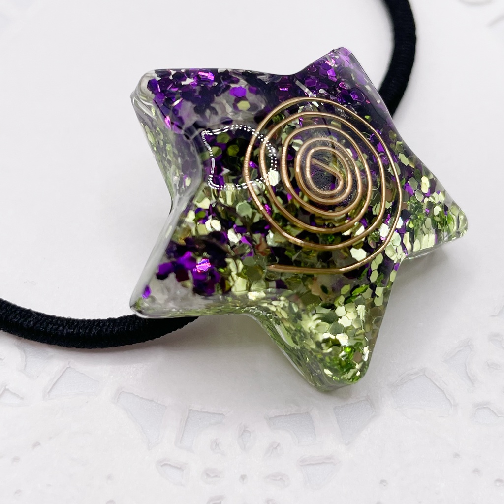 One of a Kind Hair Tie|星のオルゴナイトの天然石ヘアゴム/緑×紫・ローズクォーツ|g-010【One of a Kind Star Hair Tie – Natural Stone Accessory】