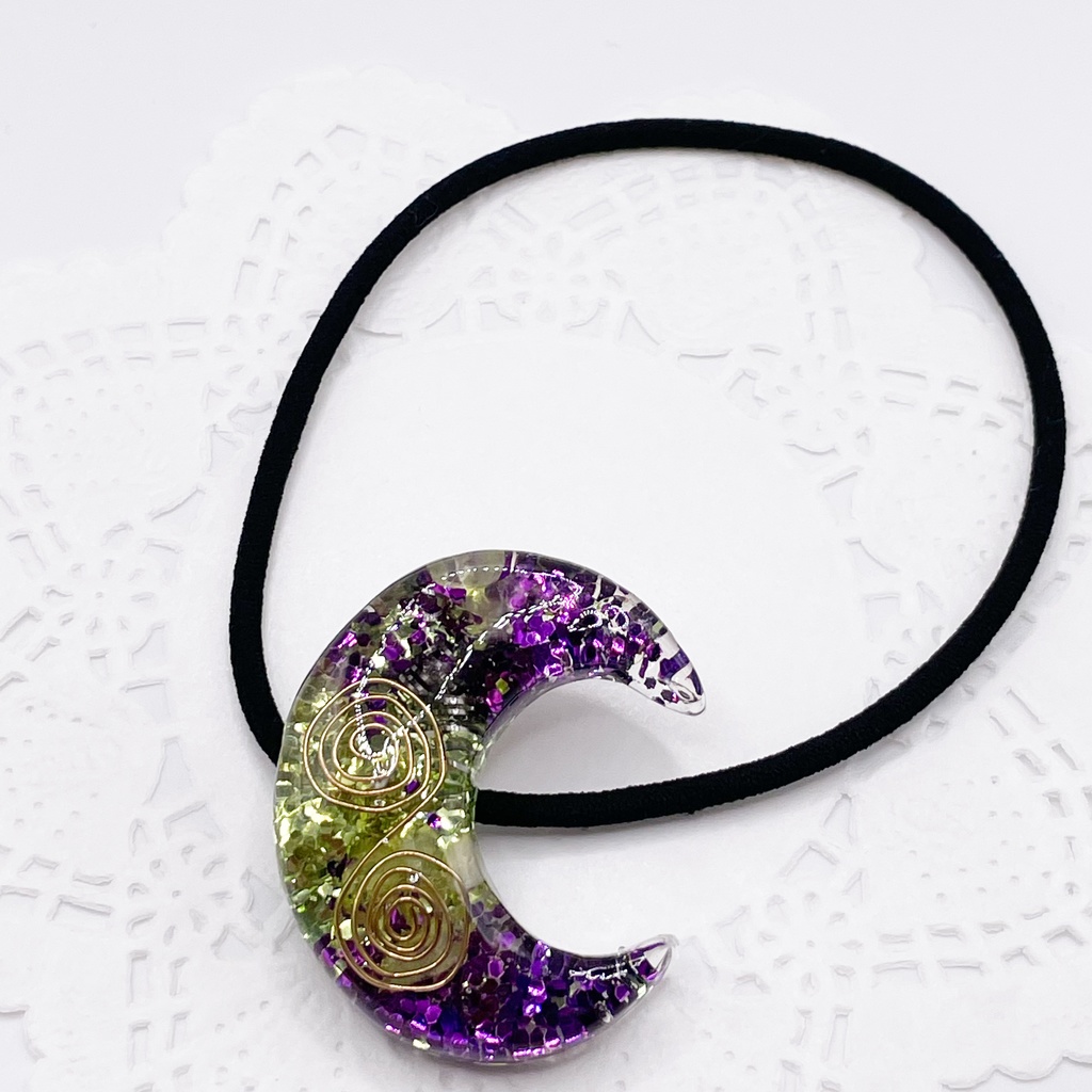 One of a Kind Hair Tie|月のオルゴナイト天然石ヘアゴム(緑×紫・レモンクォーツ)|g-014【One of a Kind Moon Hair Tie – Natural Stone Accessory】
