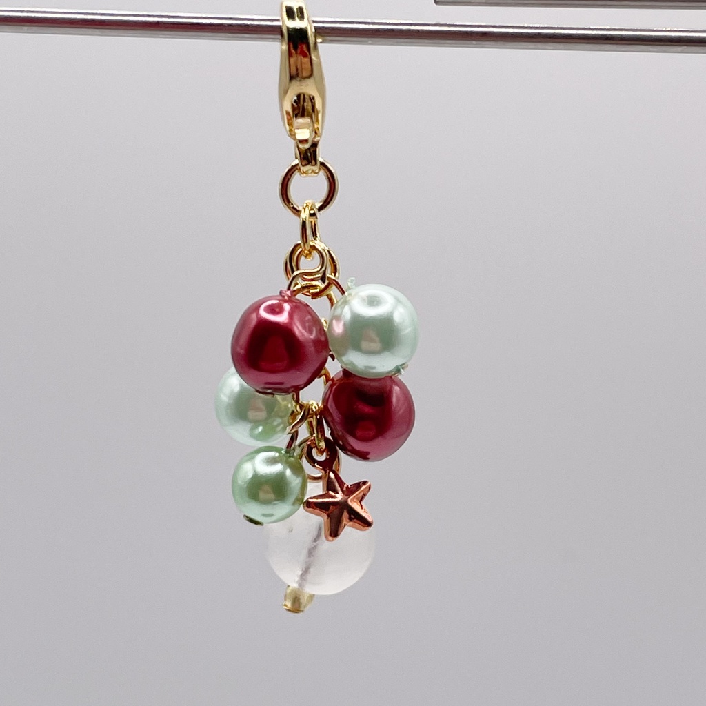 Lucky Charm|ムーンストーン&赤×グリーンのパールの天然石チャーム(ペンダントトップ/片耳ピアス)|g-018