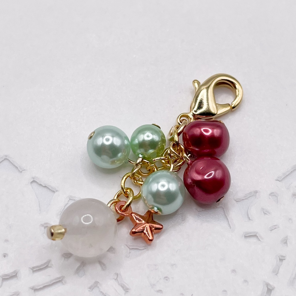 Lucky Charm|ムーンストーン&赤×グリーンのパールの天然石チャーム(ペンダントトップ/片耳ピアス)|g-018