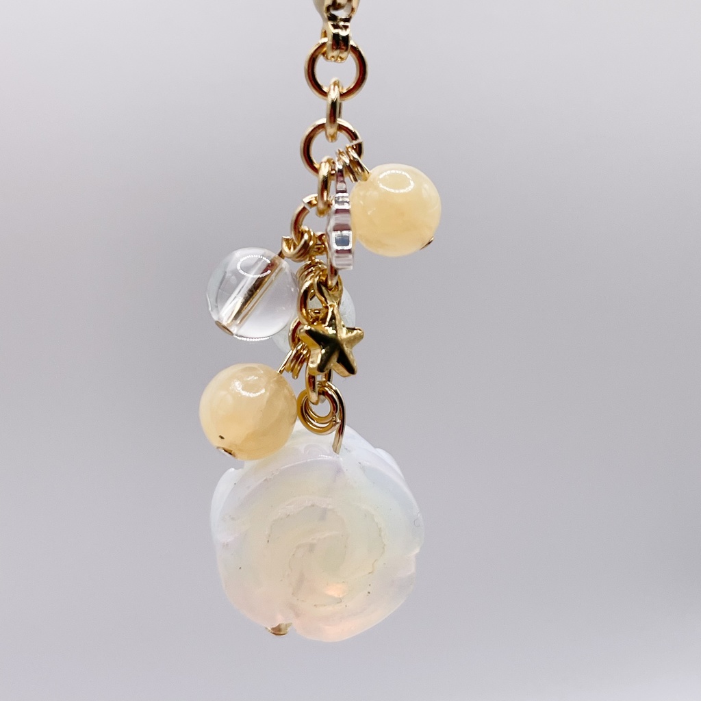 勇尾概念アクセ｜推しカラーにも◎ ｜ミルキークォーツ＆トパーズ＆アクアマリンの天然石チャーム（ペンダントトップ/片耳ピアス）｜g-027