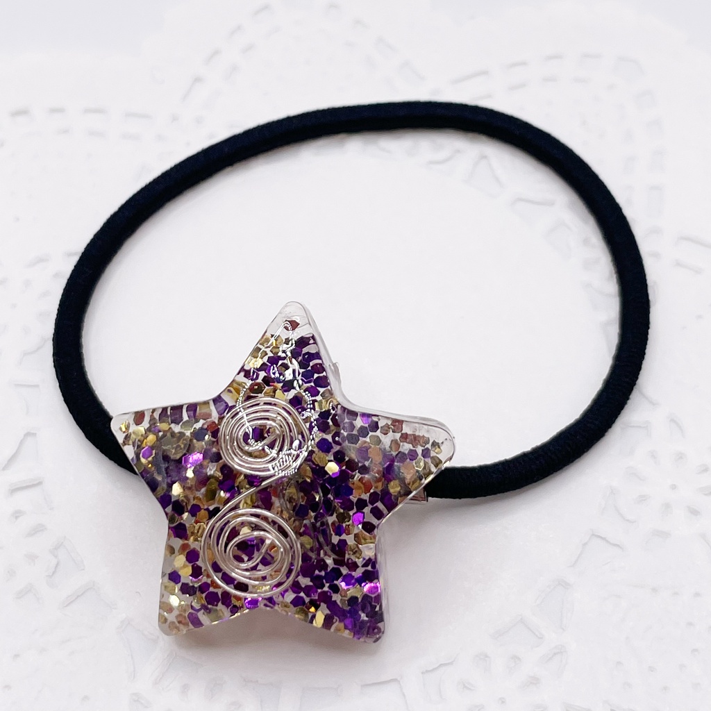 尾鯉・鯉尾概念アクセ|推しカラーにも◎ ぬいアクセにも◎|星のオルゴナイトの天然石ヘアゴム/紫×ゴールド・水晶|g-034