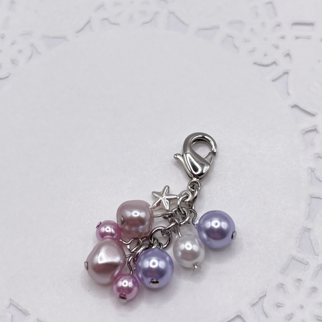 鯉登少尉概念アクセ|推しカラーにも◎ |紫陽花イメージのパープル系パールのチャーム(ペンダントトップ/片耳ピアス)|g-035