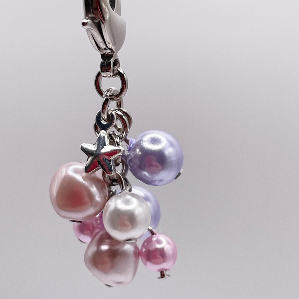 鯉登少尉概念アクセ|推しカラーにも◎ |紫陽花イメージのパープル系パールのチャーム(ペンダントトップ/片耳ピアス)|g-035