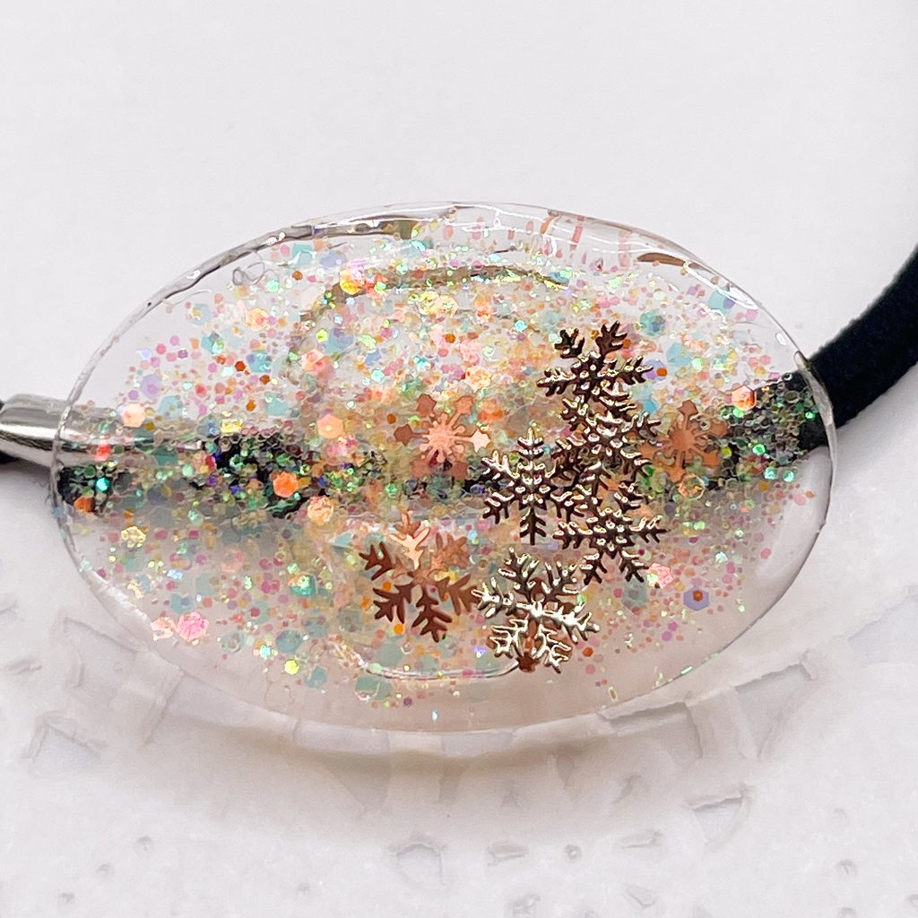 鶴見中尉概念アクセ｜推しカラーにも◎ ｜※B品※楕円形×雪のレジンヘアゴム／オレンジ｜g-043