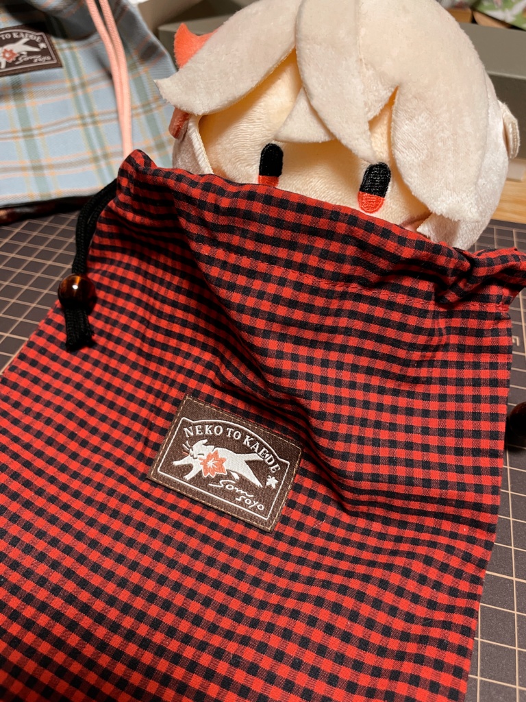 巾着袋 NEKO TO KAEDE