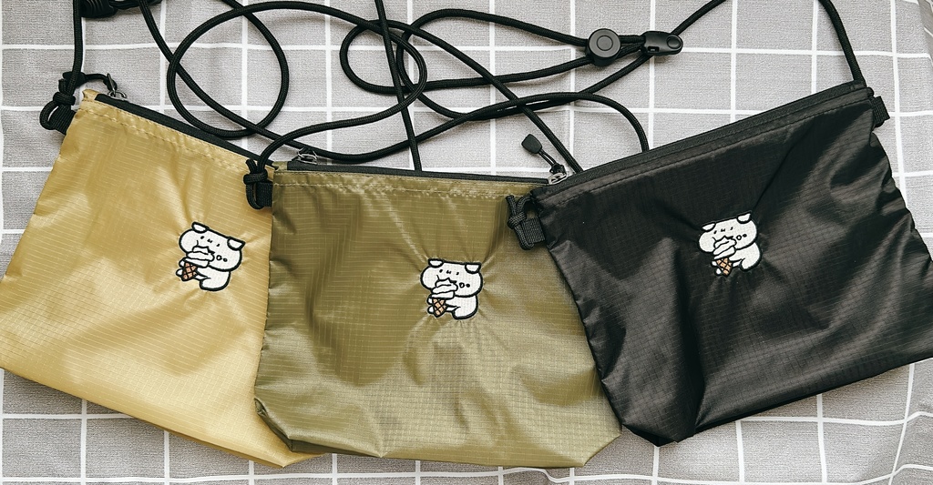 チャック付きサコッシュ