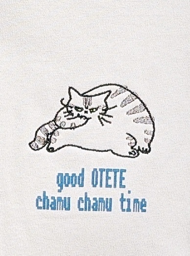 オテテチャムチャム猫 ビッグTシャツ