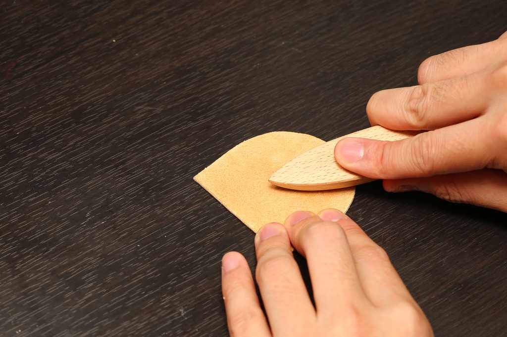 【レザークラフト入門】馬蹄型コインケースキット(牛革)