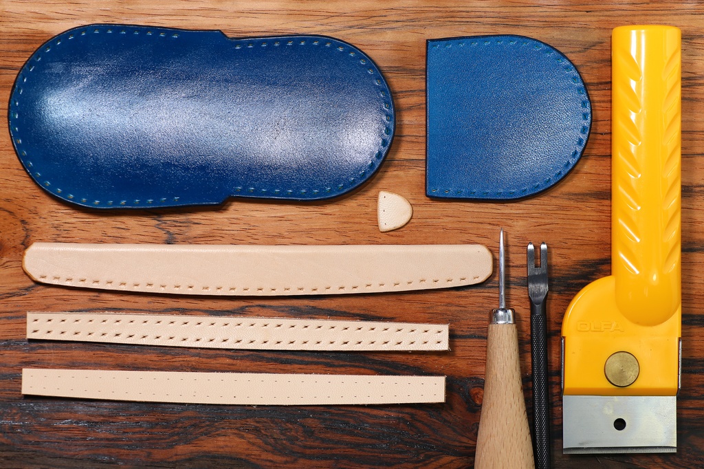 【レザークラフト入門】馬蹄型コインケースキット(牛革)