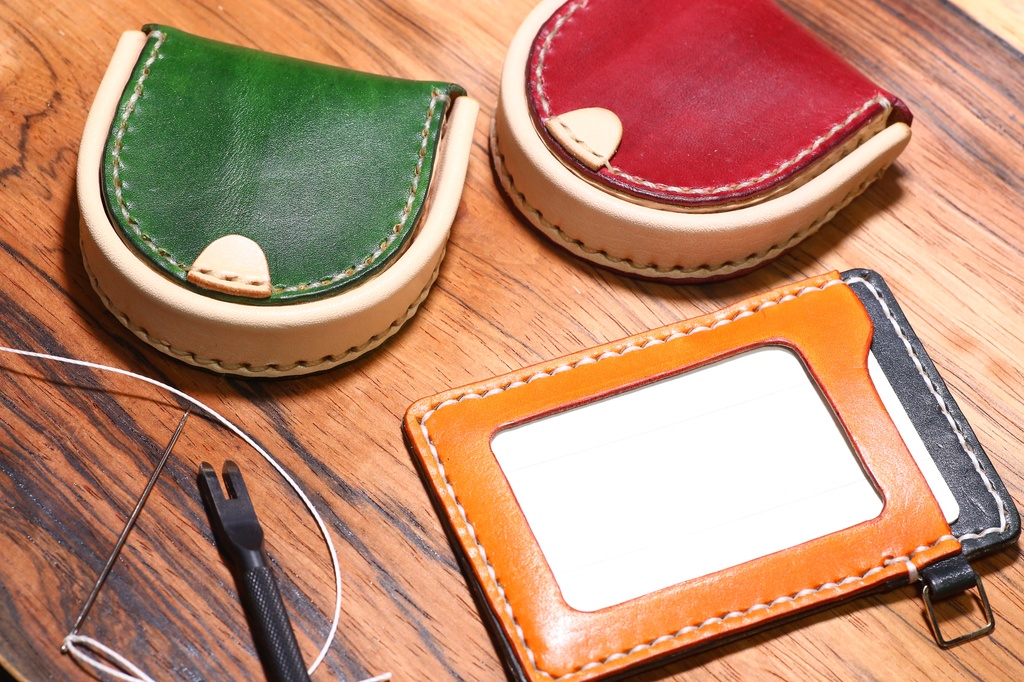 【レザークラフト入門】馬蹄型コインケースキット(牛革)