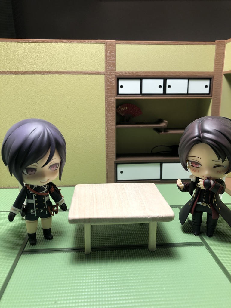 ミニチュア家具(テーブル・四角)