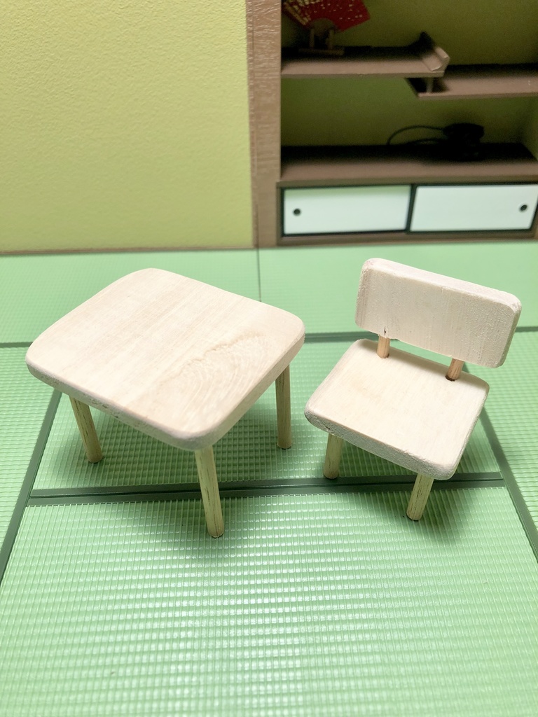 ミニチュア家具(机&椅子)